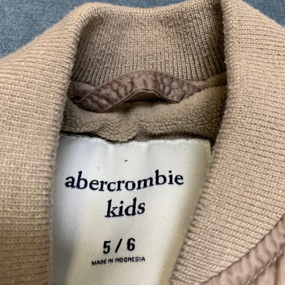 Abercrombie Kids Bomber Jacket Boys 5-6 Brown Fleece Lined Ribbed Hem Full Zip
